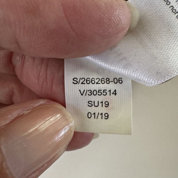 ATHLETA Charcoal NYLON SPANDEX SHORTS WITH ZIPPERED POCKETS SIZE 4 - Picture 10 of 10